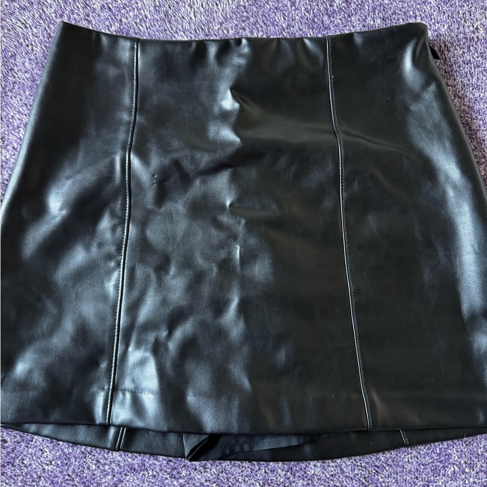 Abercrombie Black Vegan Leather Mini Skort